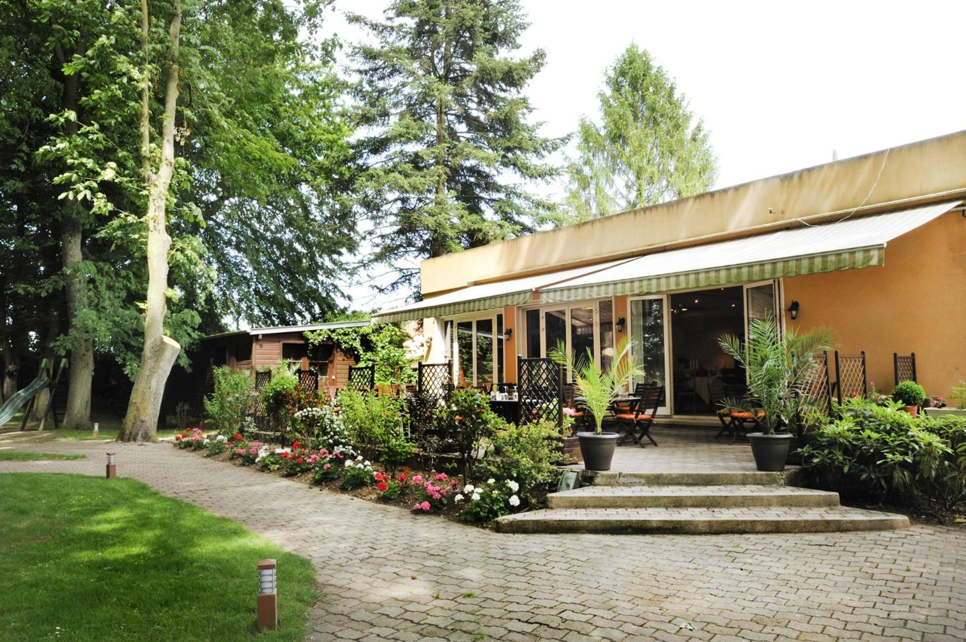 Logis Le Quai Fleuri Hotel Les Villages Voveens Eksteriør billede