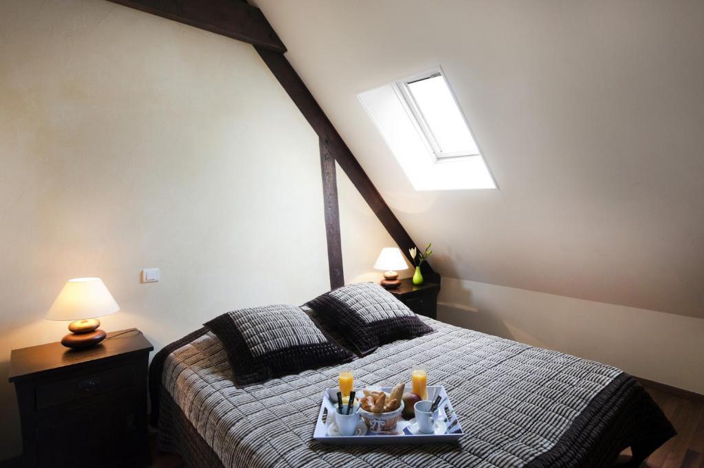 Logis Le Quai Fleuri Hotel Les Villages Voveens Værelse billede